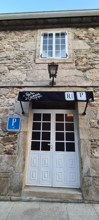 A Taberna De Gundian Hotel Vedra Exterior photo